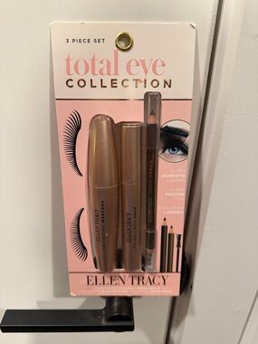 Ellen Tracy Total Eye Collection 3 Pc. Set